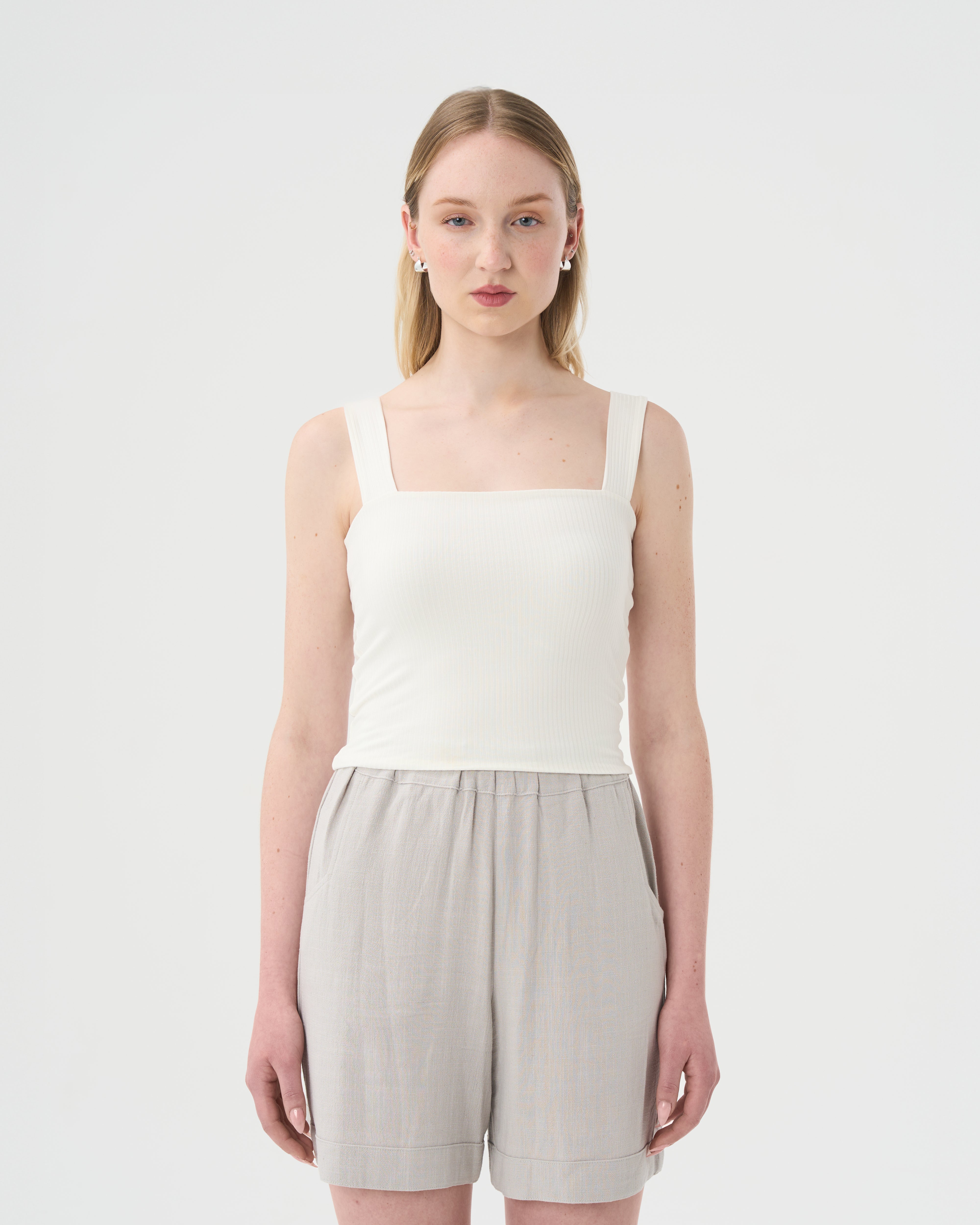 White Tube Top with Straps for women. DV.