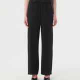 Pantalon en lin noir pour femme.